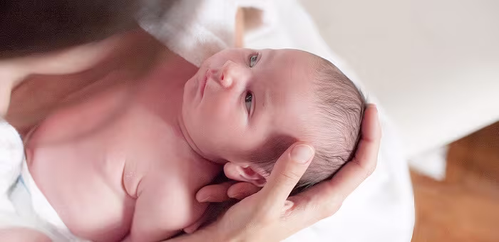 תינוק שרק נולד