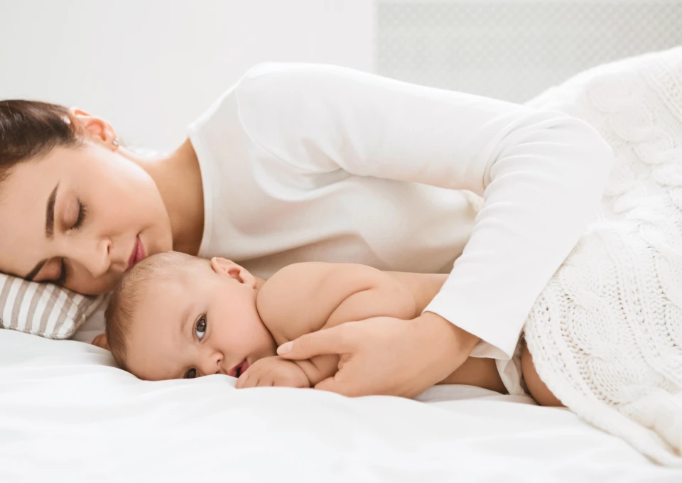 Bebê resistindo ao sono