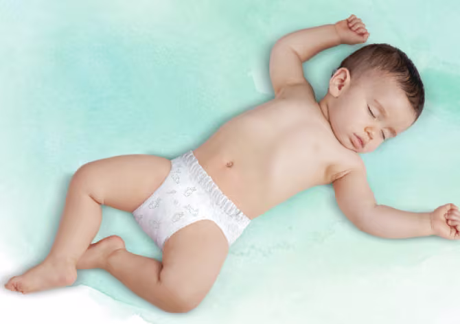 Schlafendes Baby mit Harmonie Pant für bis zu 12 Stunden Trockenheit