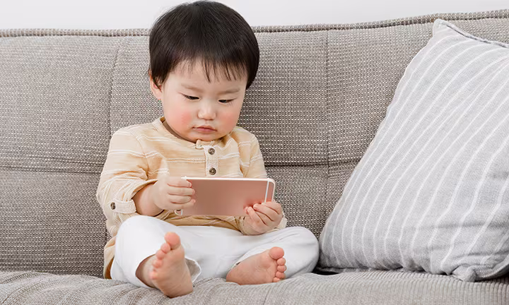 赤ちゃん テレビ いつから