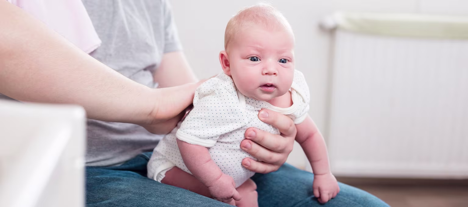 Comment faire roter votre bébé