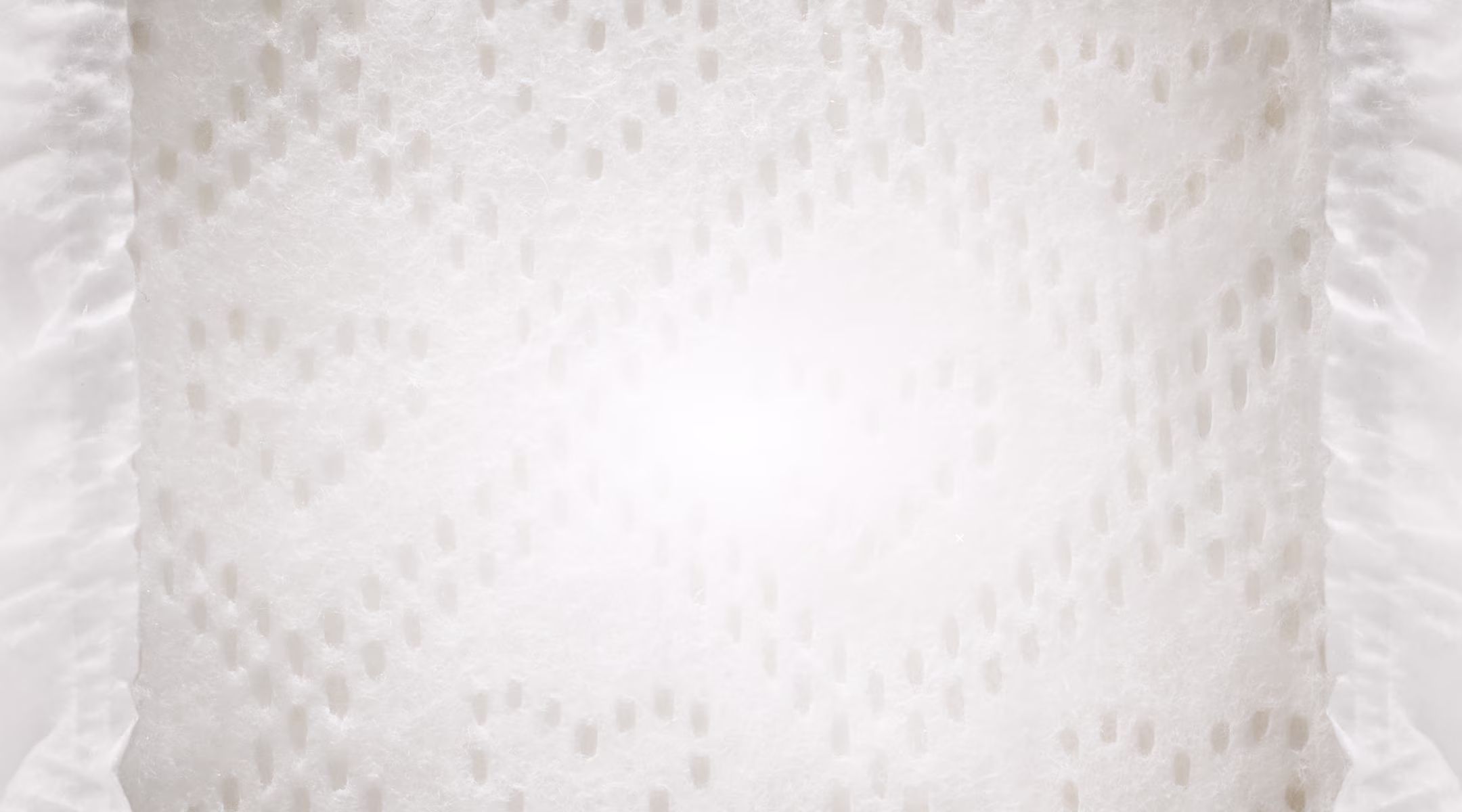 Close up image of a Pampers AMORE keep dry liner