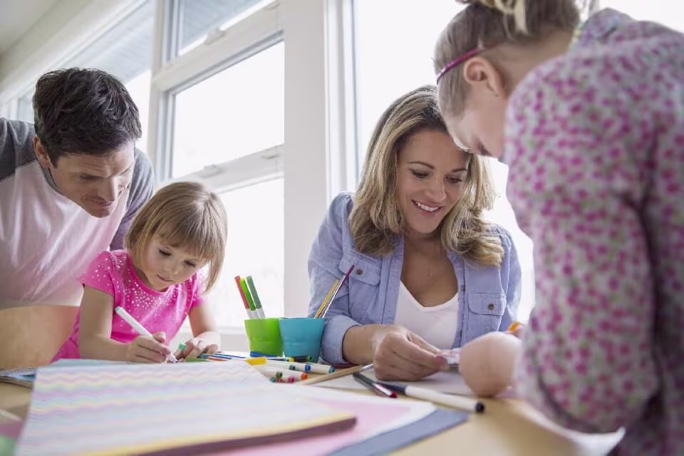 פעילויות לילדים בבית יצירה לילדים-Article Content Image3 פעילות משפחתית