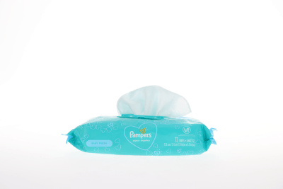 Spinning render of a Complete Clean baby wipe pack