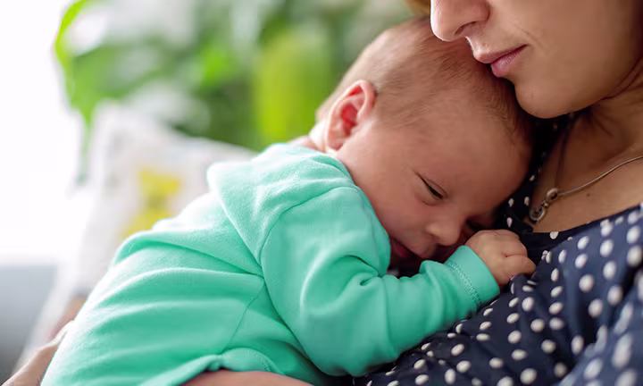 Baby hat kalte Hände