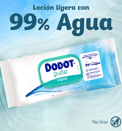Un primer plano de un paquete de toallitas húmedas Dodot Aqua Pure.