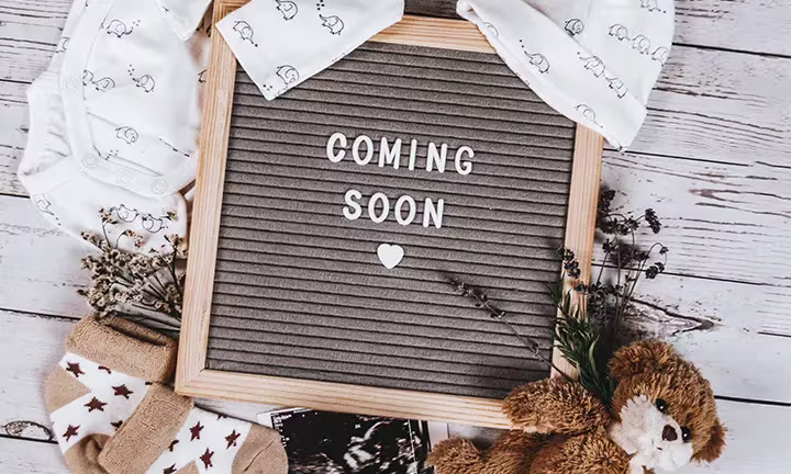 Unique and funny pregnancy announcement ideas4