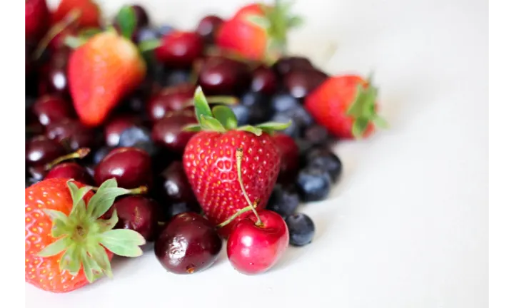 Foods to Eat During Pregnancy for Healthy Skin