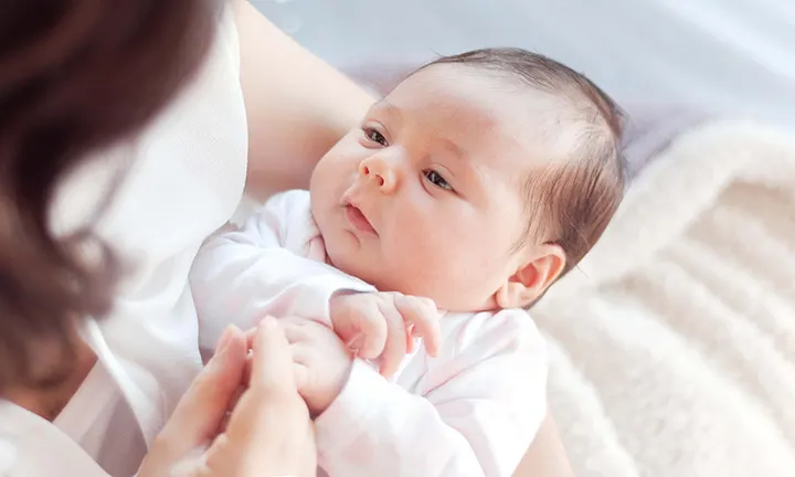 Baby with mom