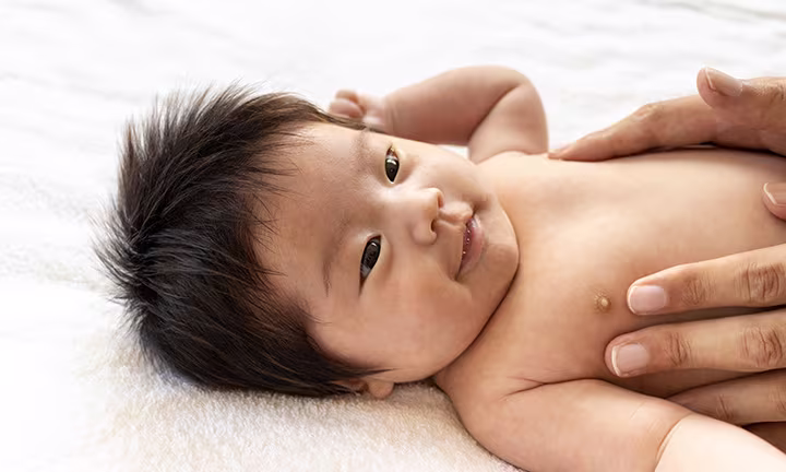 ベビーマッサージ