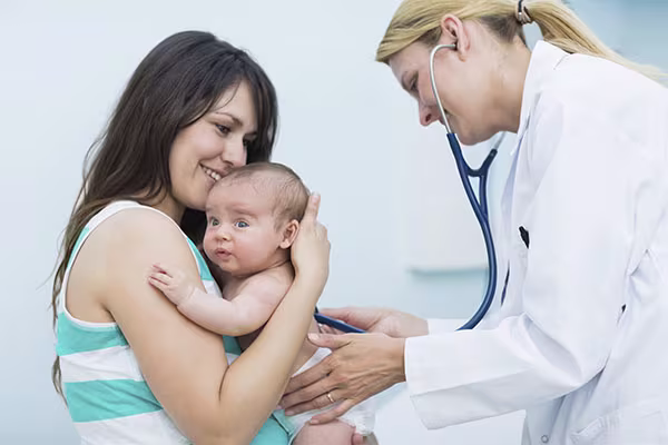 Visita médica de control del primer mes
