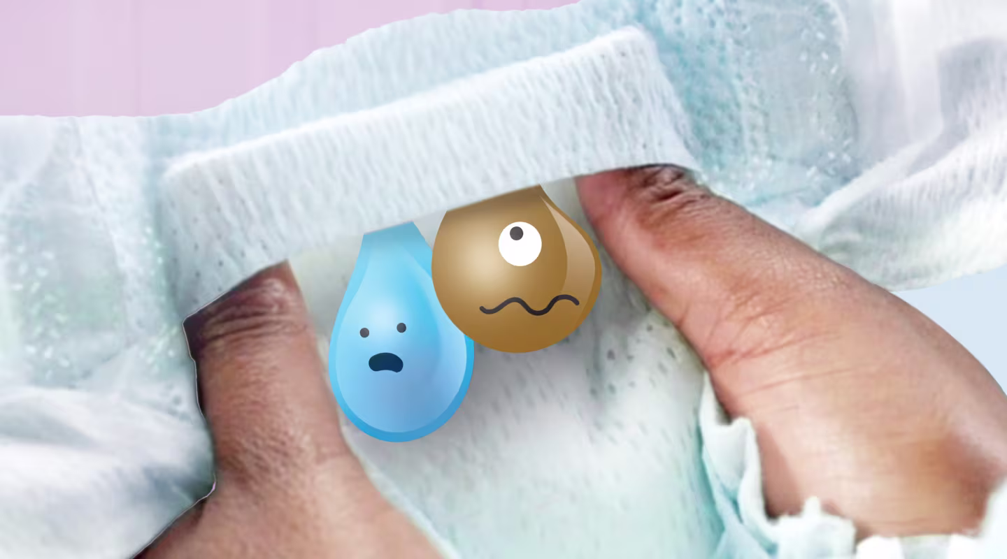 Um plano aproximado mostra duas mãos a separar suavemente uma fralda Dodot, revelando o bolso Stop & Protect.