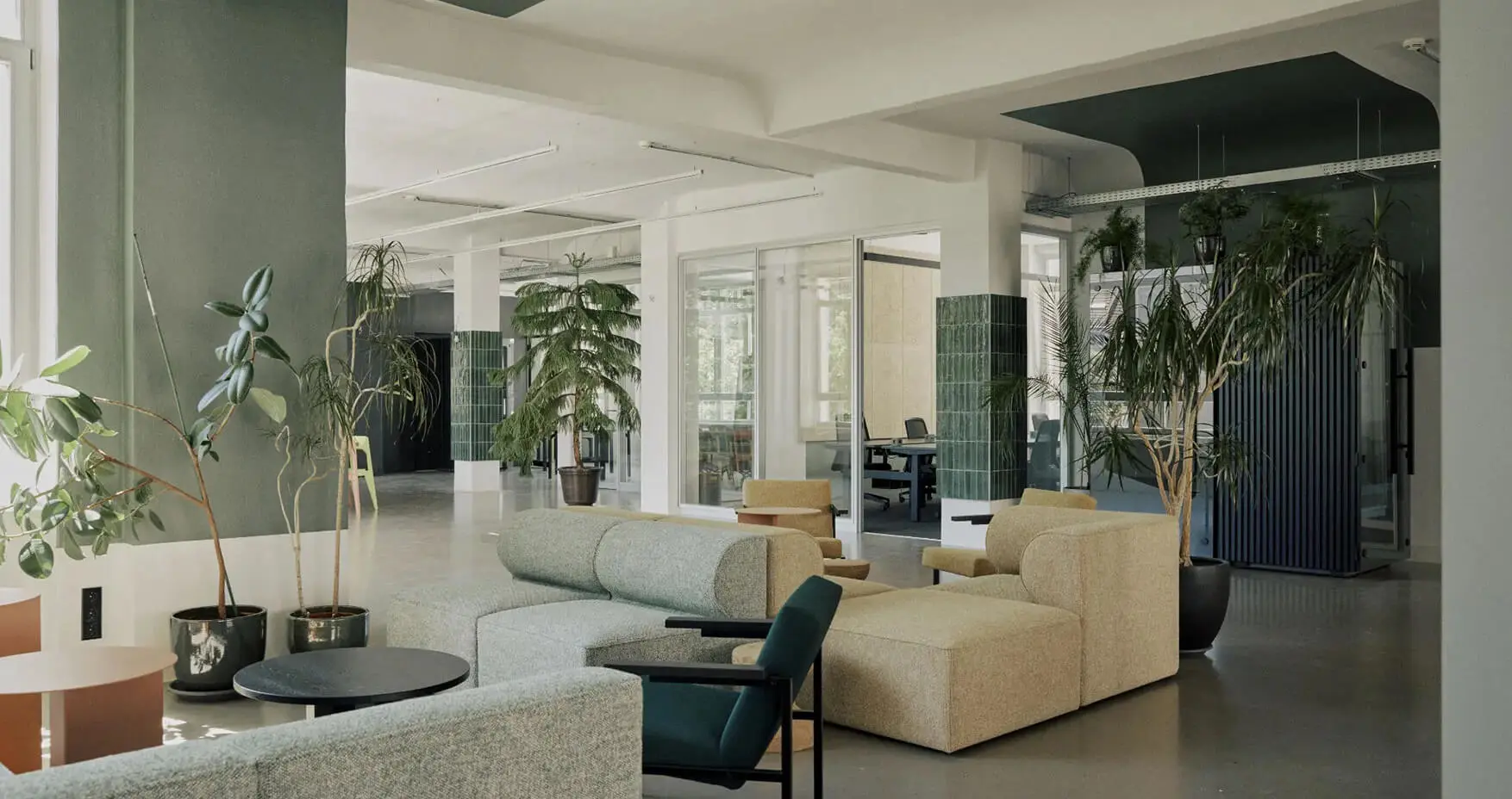 St Oberholz Berlin Community Area