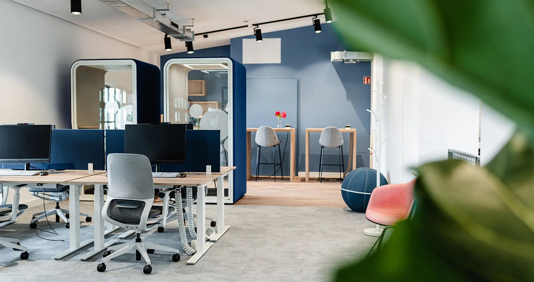 1000 Satellites München Malt Open Space