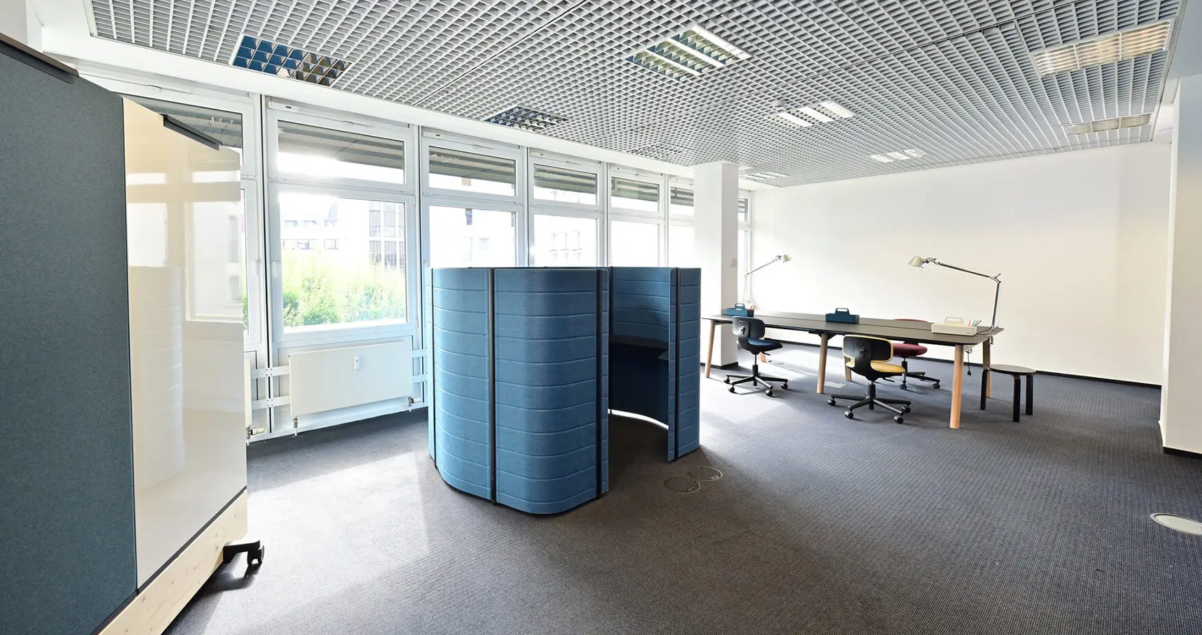 Weltenraum Coworking Iserlohn privates Büro
