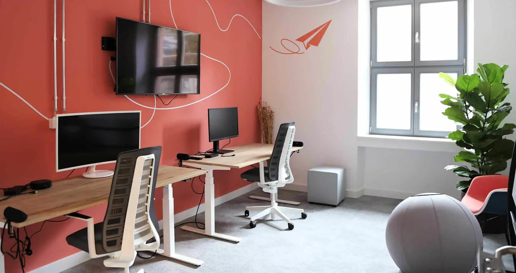 1000 Satellites Mannheim Taylor