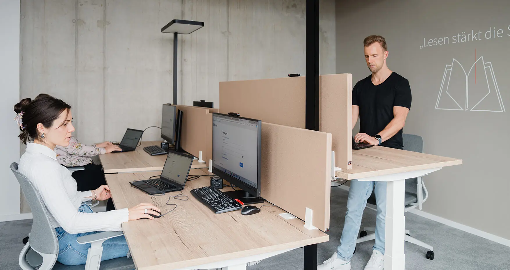 1000 Satellites München SOHO