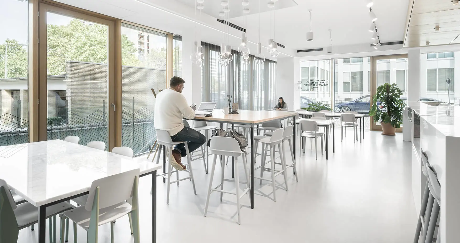 Spaces Düsseldorf Kennedydamm Communityarea