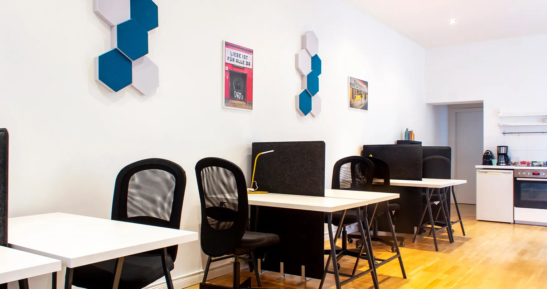 Work and Kid Coworking Berlin Flex Desks