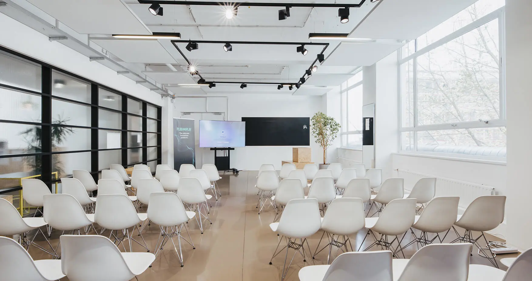 Plug and Play Coworking München