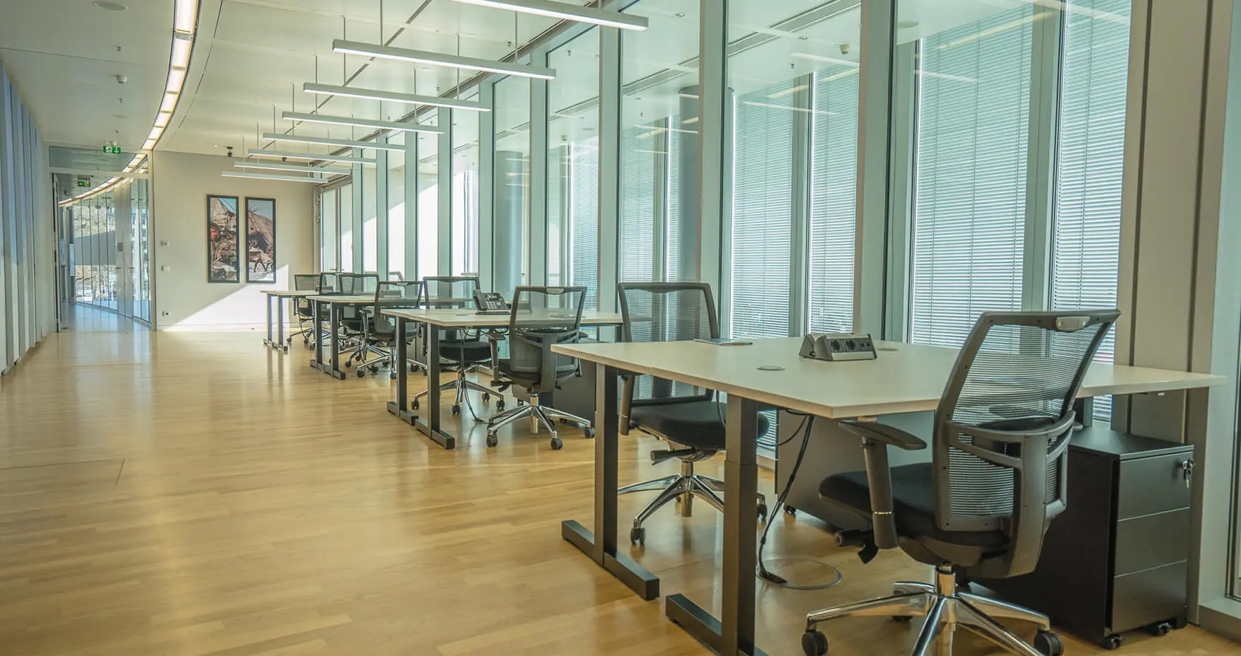 Tribes Düsseldorf GAP Fix Desks