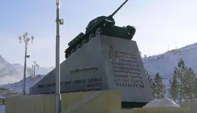 Зөвлөлтийн дайчдын хөшөө — зураг 2