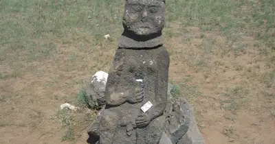 Хөргийн хөндийн хүн чулуу