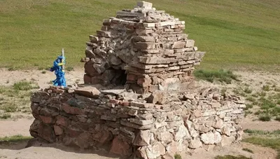 Гэлэнхүүгийн суварга — зураг 1