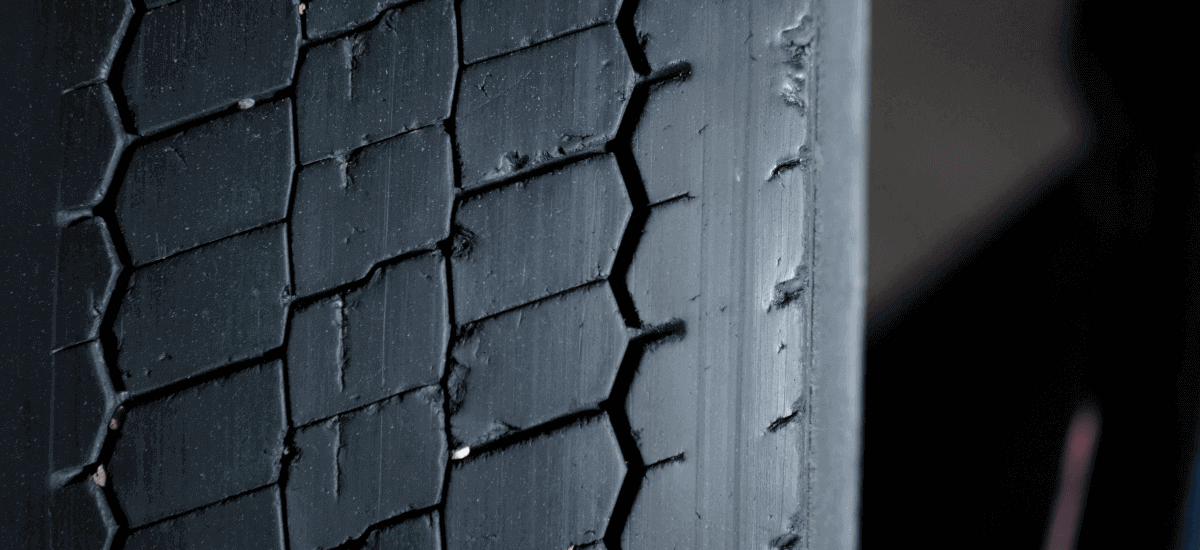 Average Life of Car Tyres When to Change Car Tyres?