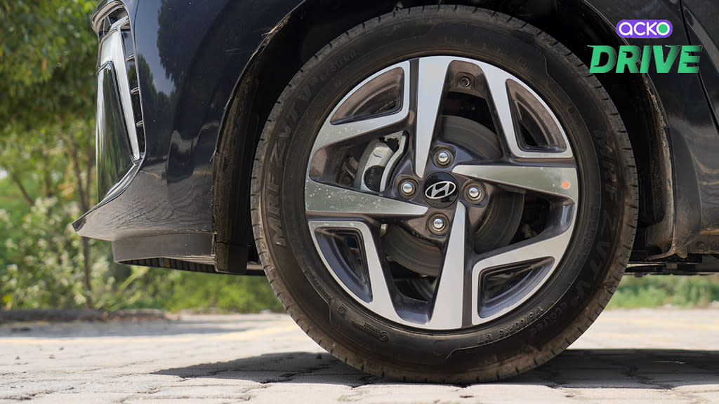 2023 Hyundai Aura Facelift Review Is This The Best Sedan?