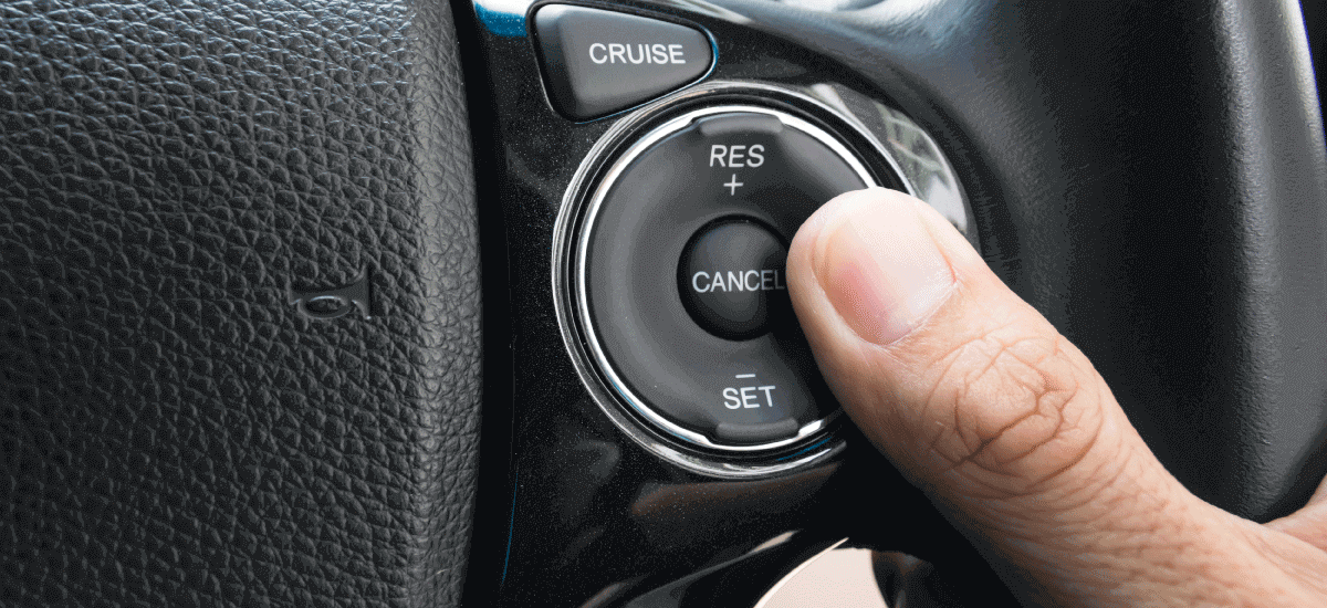meaning of the word cruise control