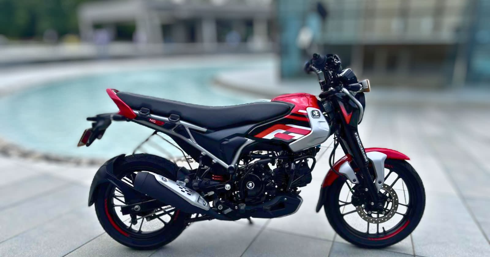 Bajaj Freedom 125 - Image Gallery