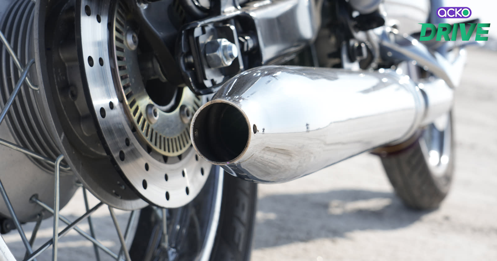 Jawa 350 Review - exhaust  shot