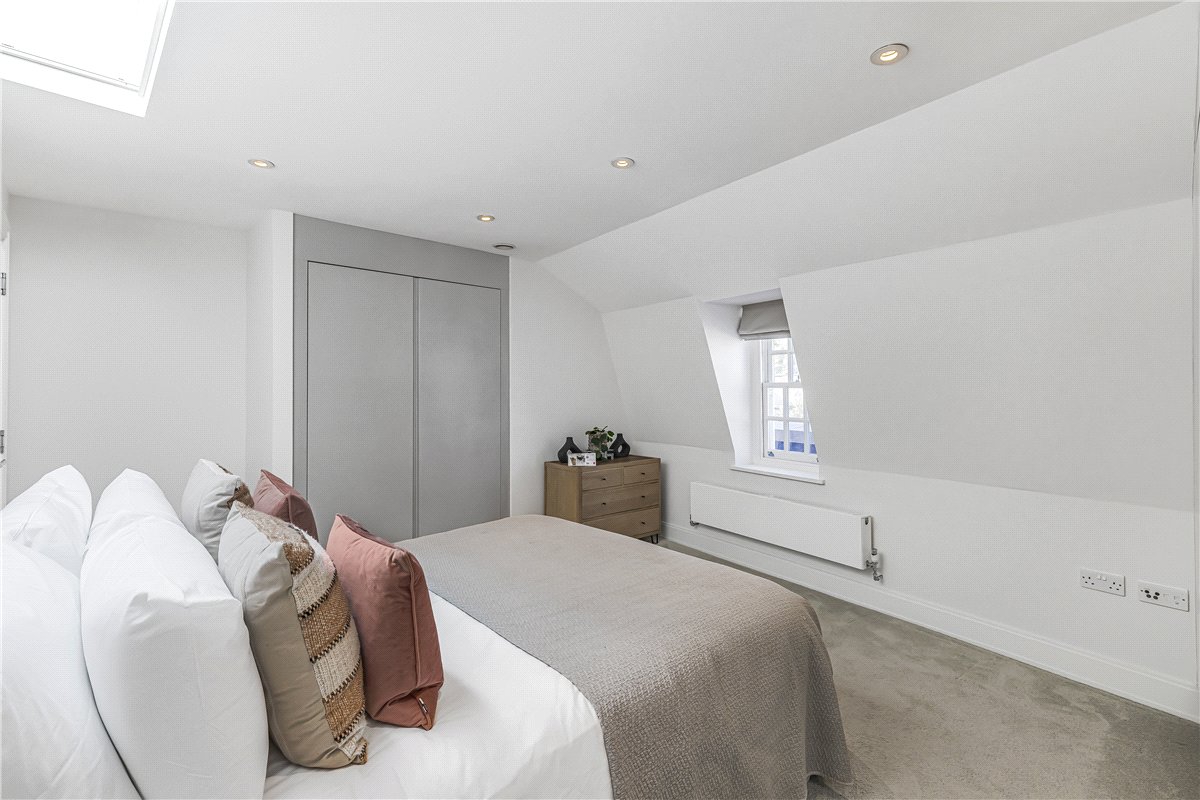 3 bedroom Maisonette, Devonshire Street, Marylebone, W1G - Available, Image 15
