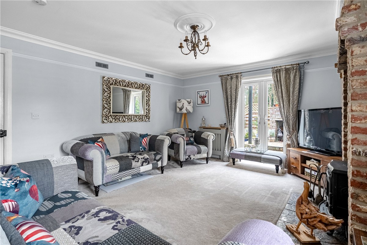 6 bedroom House, Selby Road, Riccall, YO19 - Available, Image 6