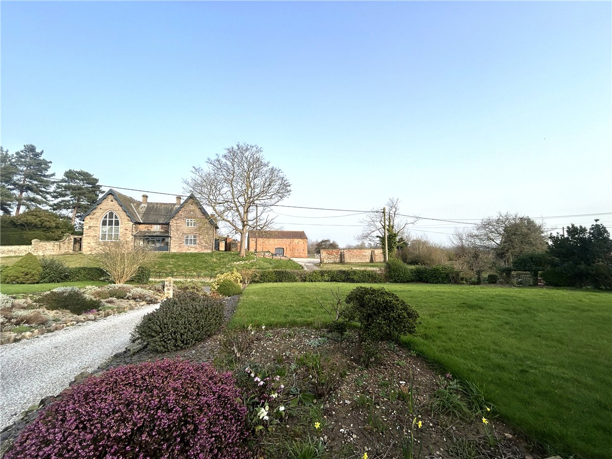 2 bedroom Bungalow, Hunsingore, Wetherby, LS22 - Available, Image 11