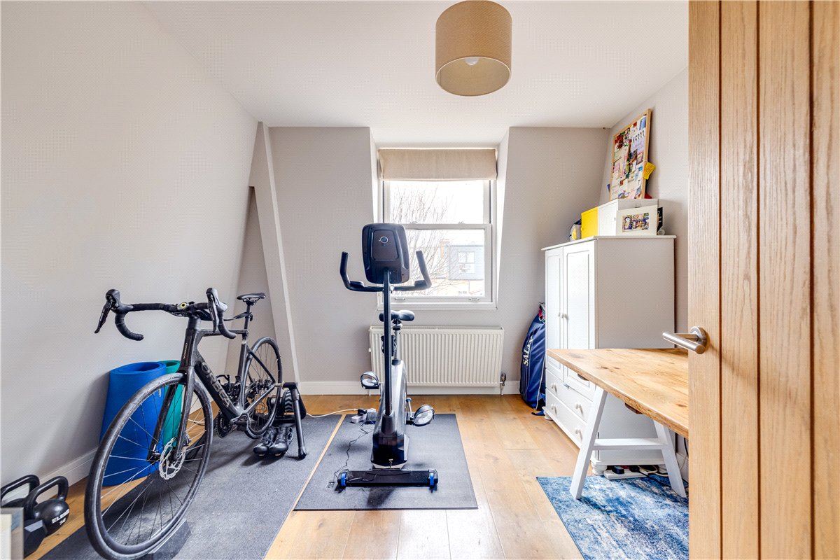 3 bedroom Flat, Trentham Street, London, SW18 - Sold, Image 11