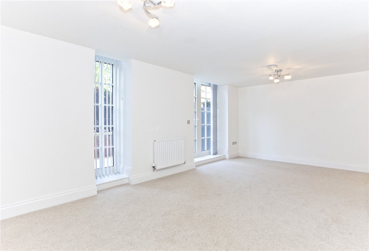 2 bedroom Flat, The Residence, Bishopthorpe, YO23 - , Image 2