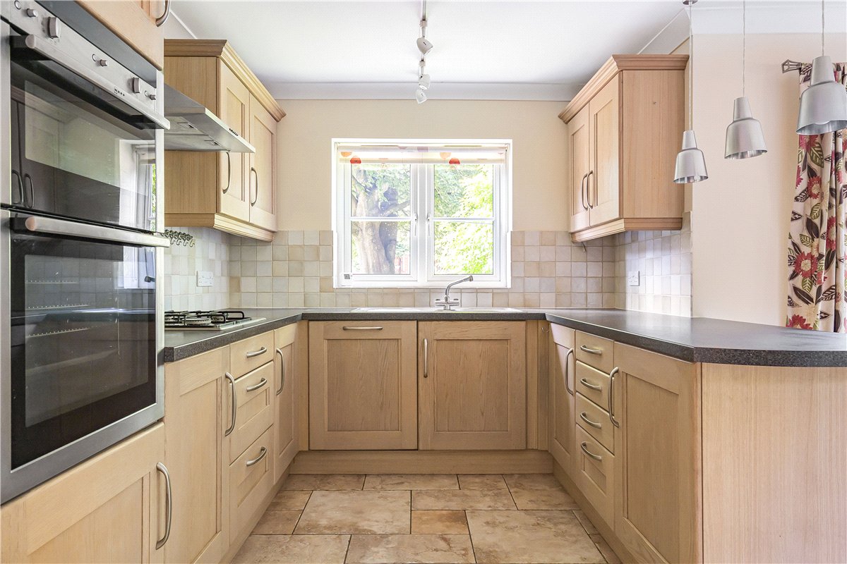 4 bedroom House, Poppy Close, Yarnton, OX5 - Available, Image 24