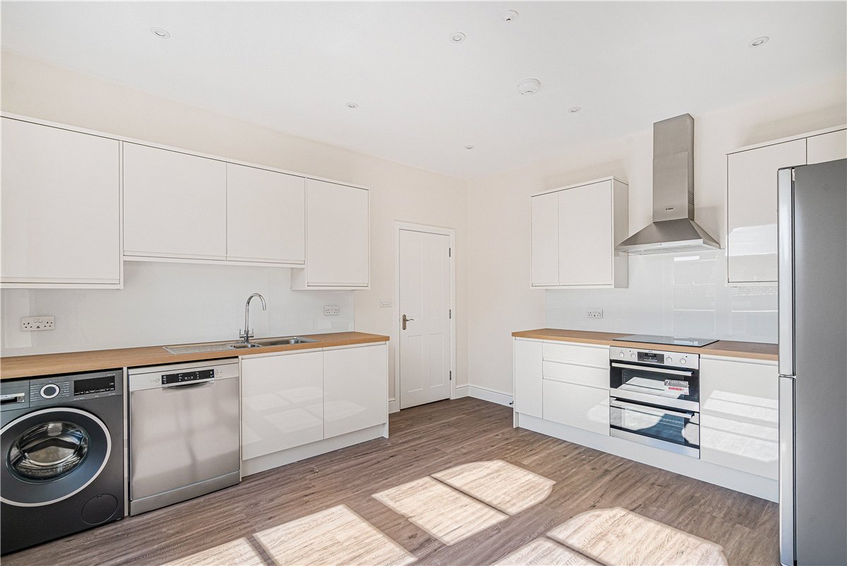 2 bedroom Flat, Walton Crescent, Oxford, OX1 - Available, Image 1