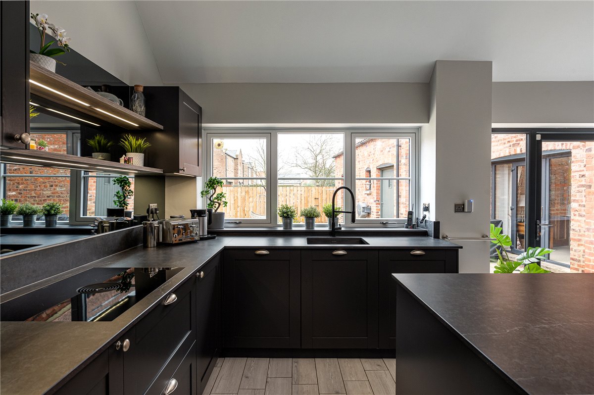 5 bedroom House, Breighton, Selby, YO8 - Sold STC, Image 8