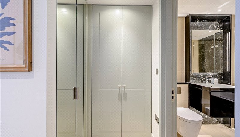 3 bedroom Flat, Edgware Road, London, W2 - Available, Image 2