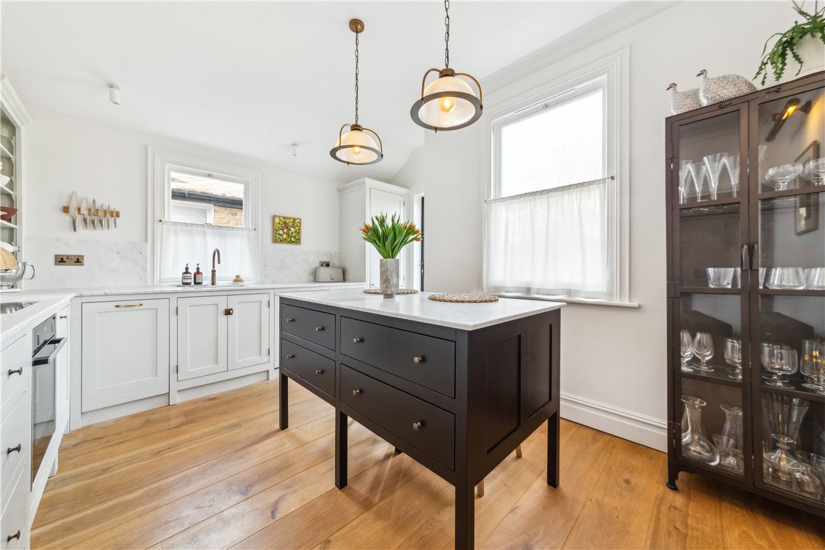 3 bedroom Maisonette, Trentham Street, Wandsworth, SW18 - Sold