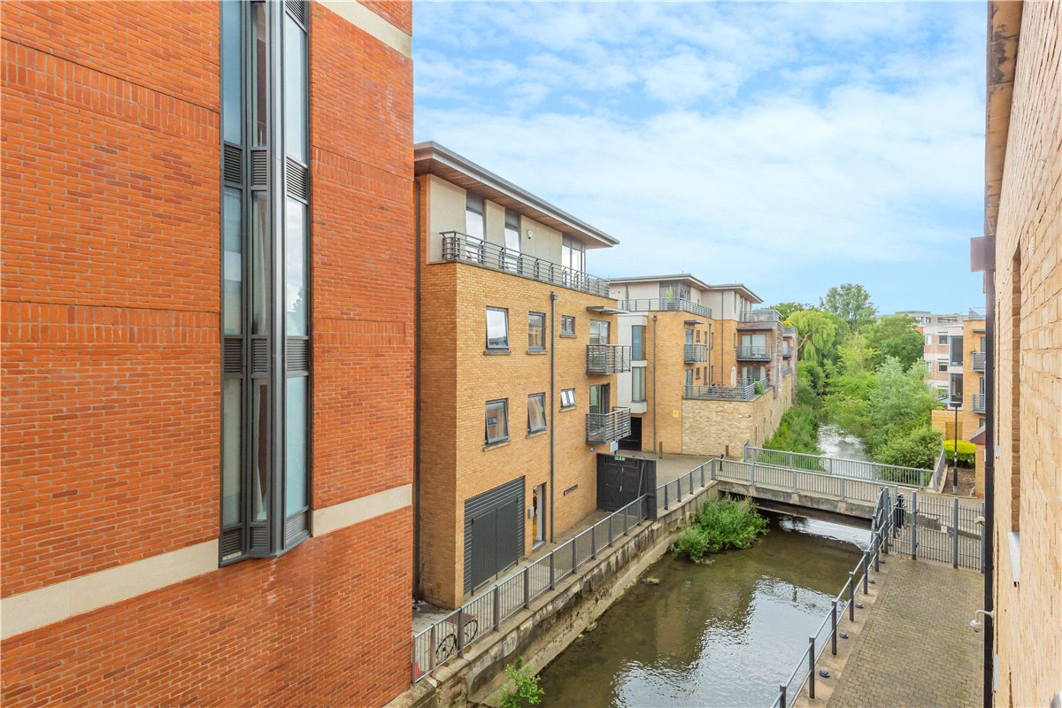 2 bedroom Flat, St. Thomas Street, Oxford, OX1 - Sold, Image 6