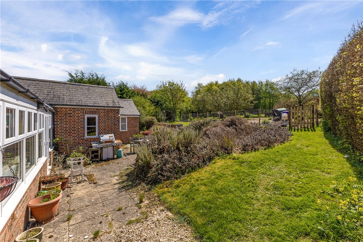 5 bedroom House, High Street, Manton, SN8 - Available, Image 20