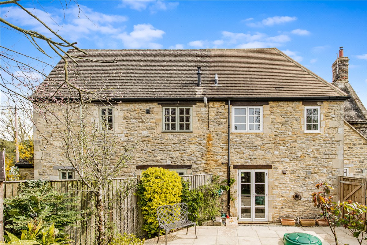 3 bedroom Cottage, Medcroft Road, Tackley, OX5 - Let Agreed, Image 2