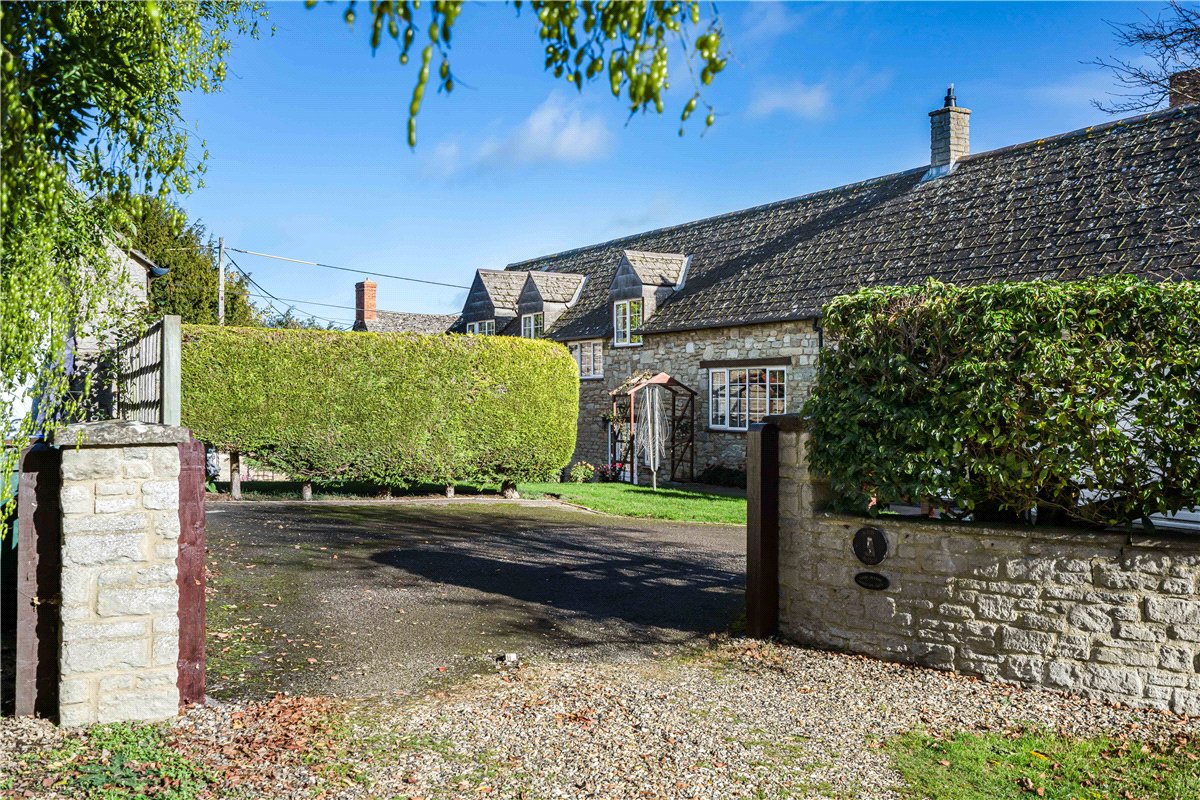 4 bedroom Barn Conversion, Cassington Road, Yarnton, OX5 - Available, Image 8