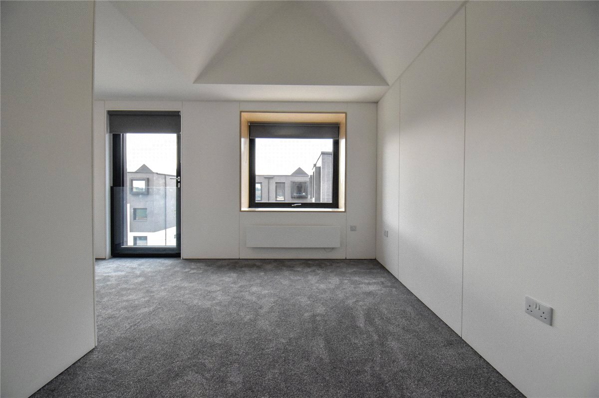 3 bedroom House, Lockhart Way, Northstowe, CB24 - Available, Image 13