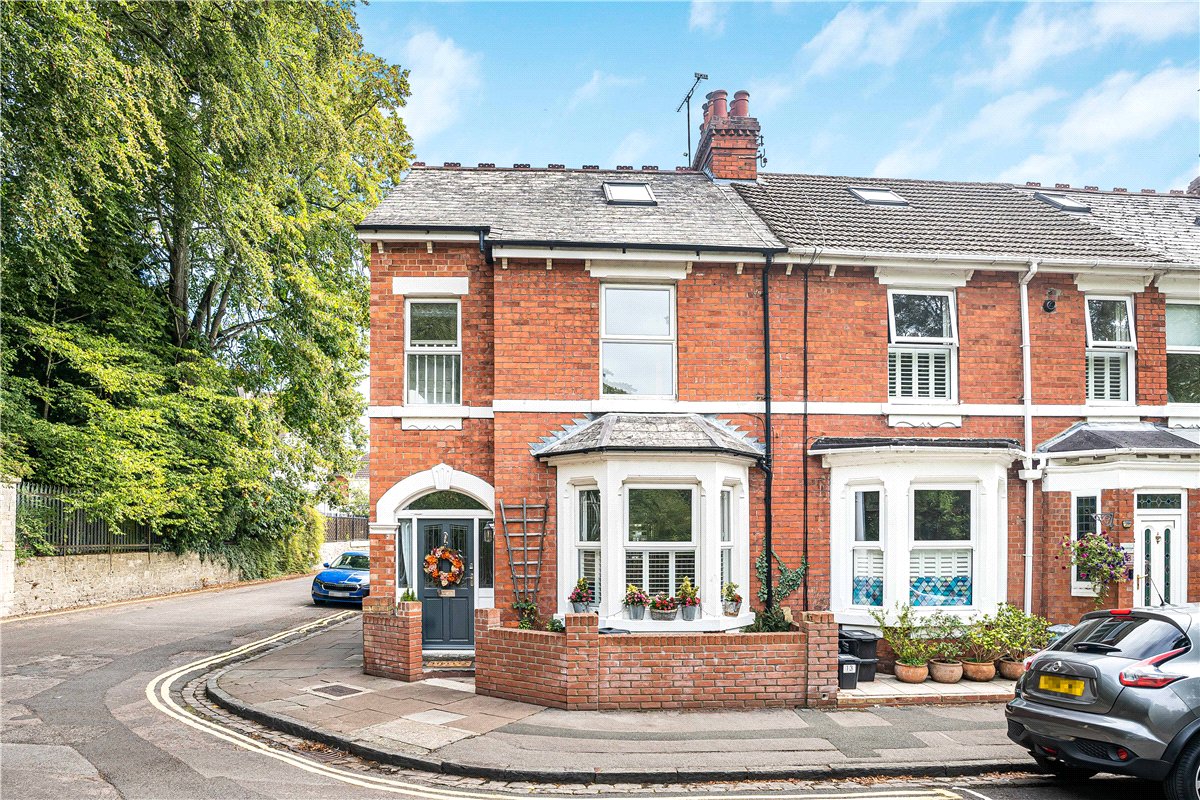 3 bedroom House, Quarry Road, Swindon, SN1 - Available, Image 1