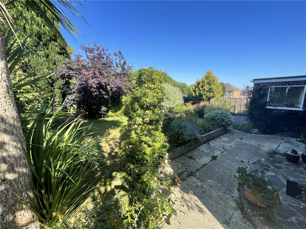 3 bedroom House, Cheriton Close, Newbury, RG14 - Sold, Image 3